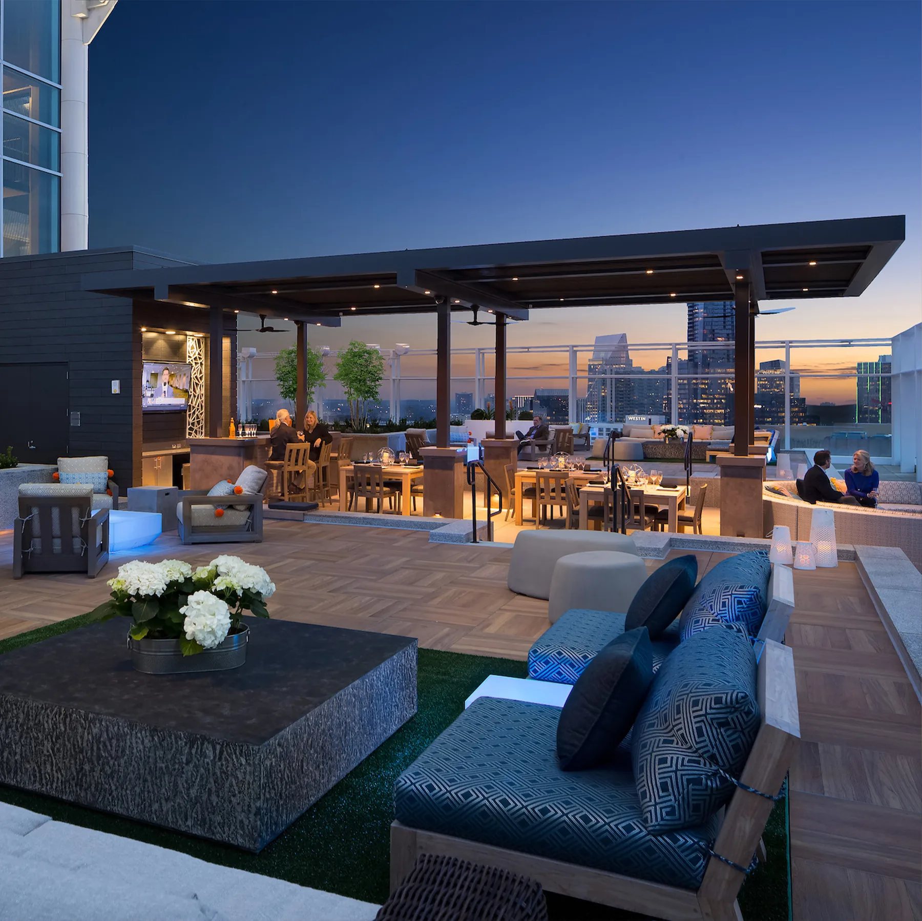 Rooftop pergola lounge with city view
